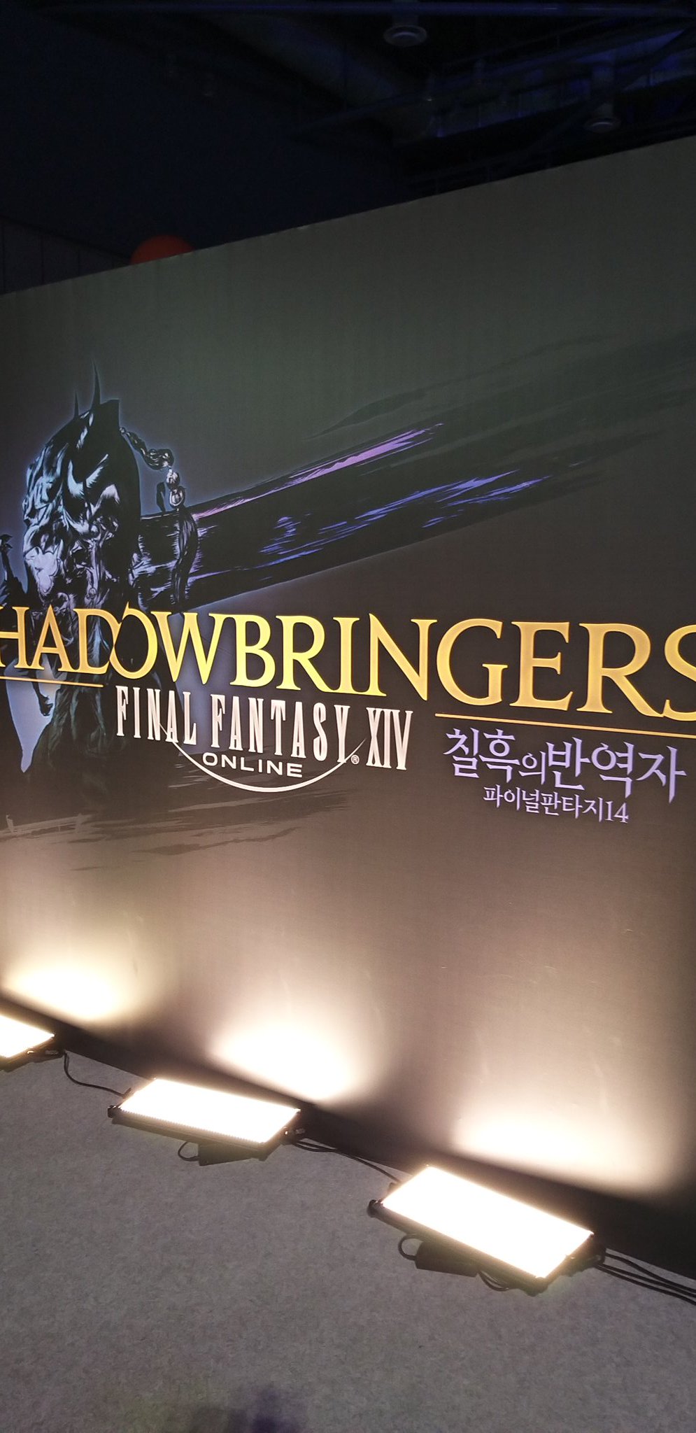 mRj-3eoG.jpg large.jpg